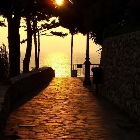 Il Mare Nel Pozzo: Historic Center, Steps From *