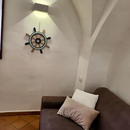 Il Mare Nel Pozzo: Historic Center, Steps From Bed & Breakfast Sperlonga