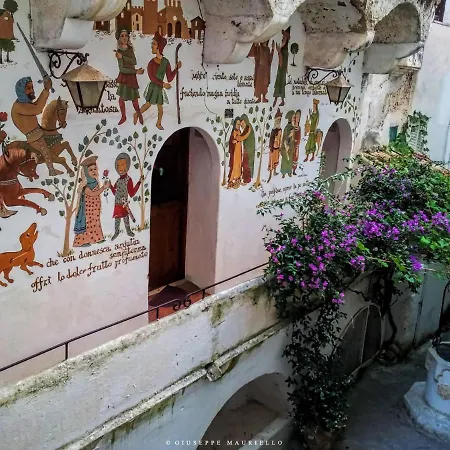 Il Mare Nel Pozzo: Historic Center, Steps From