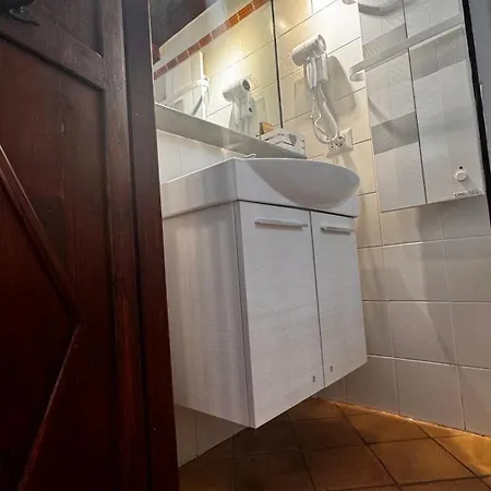 Bed & Breakfast Il Mare Nel Pozzo: Historic Center, Steps From *